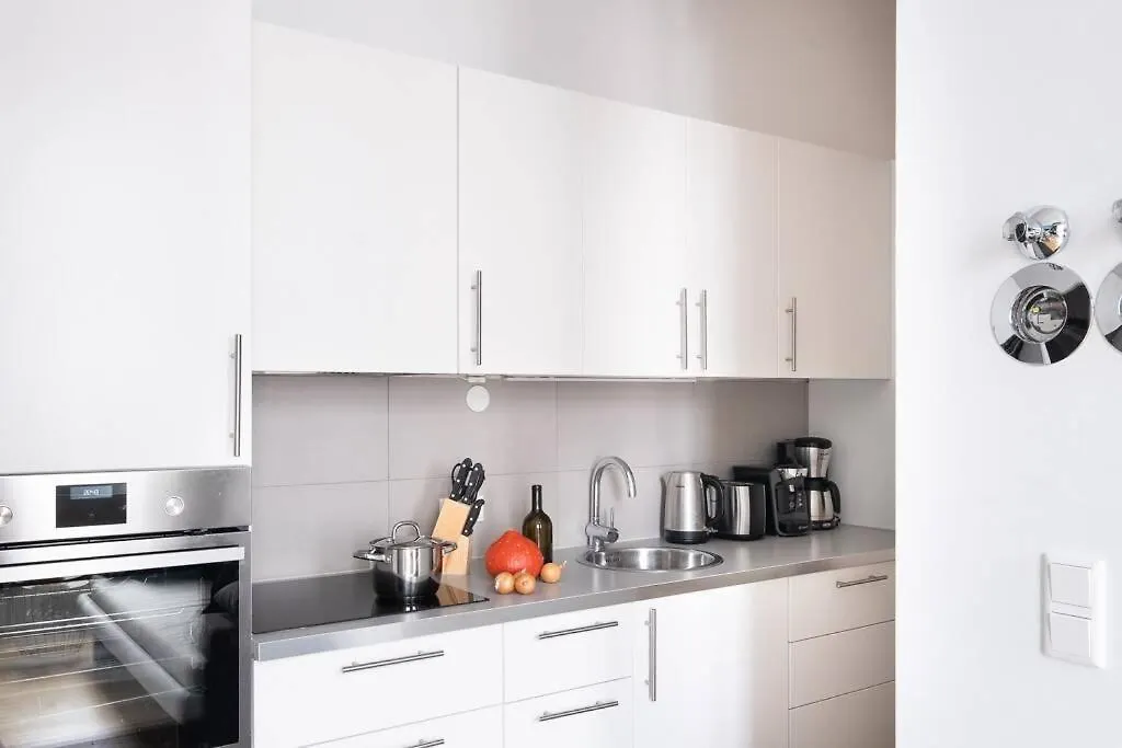 Sc 05 By Rockchair Apartments L Superhost Status L 2 Bedrooms Boxspringbeds Balcony Elevator - Cozy Family & Business Flair Welcomes You! Berlin