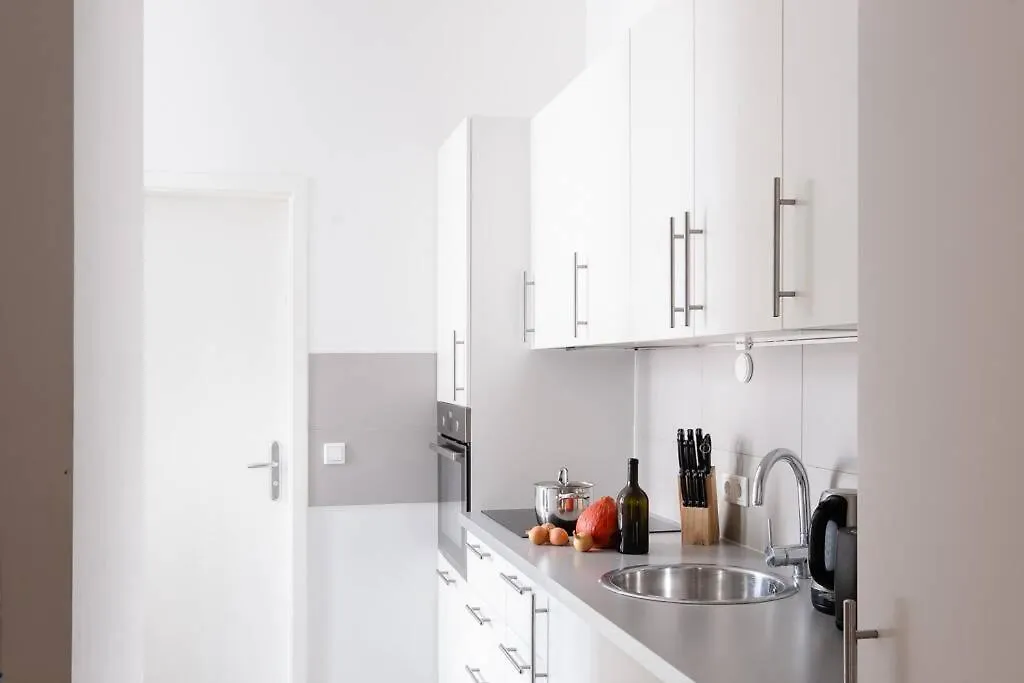 Sc 05 By Rockchair Apartments L Superhost Status L 2 Bedrooms Boxspringbeds Balcony Elevator - Cozy Family & Business Flair Welcomes You! Berlin 0*,  Tyskland
