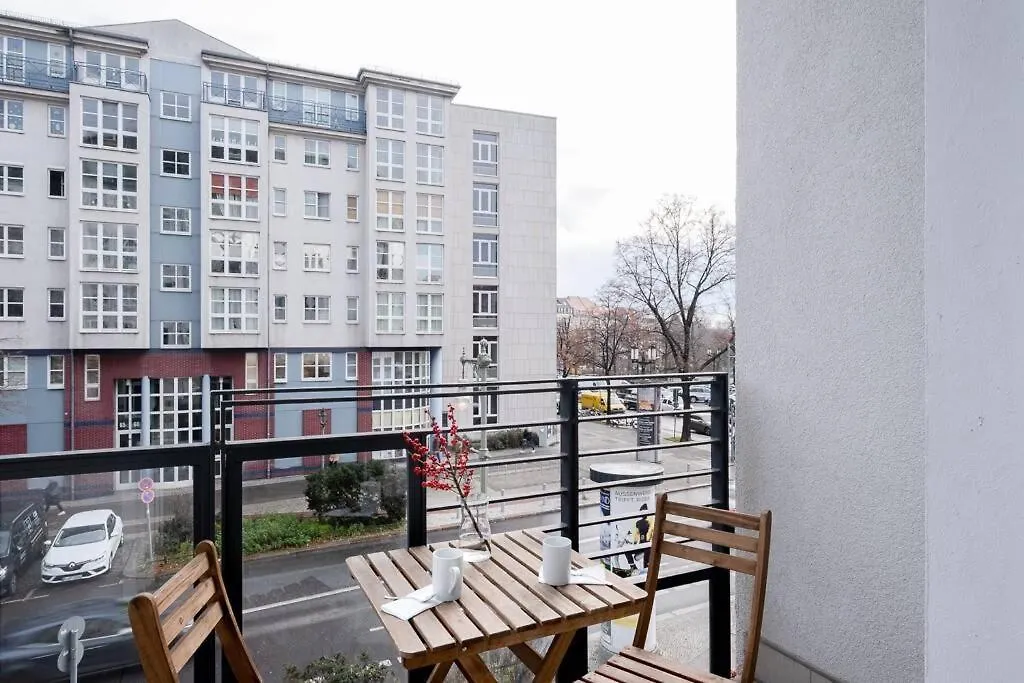 Sc 05 By Rockchair Apartments L Superhost Status L 2 Bedrooms Boxspringbeds Balcony Elevator - Cozy Family & Business Flair Welcomes You! Berlin