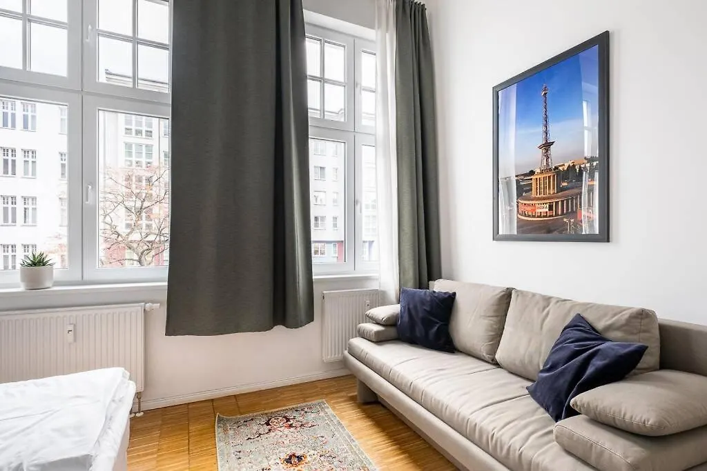 Sc 05 By Rockchair Apartments L Superhost Status L 2 Bedrooms Boxspringbeds Balcony Elevator - Cozy Family & Business Flair Welcomes You! Berlin